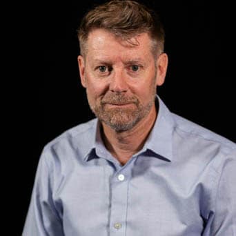 Peter Garapick headshot