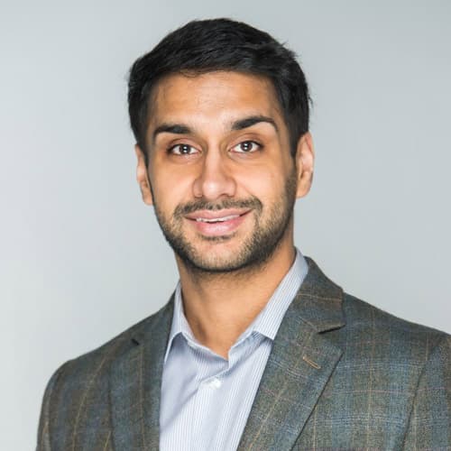Tim Hothi headshot