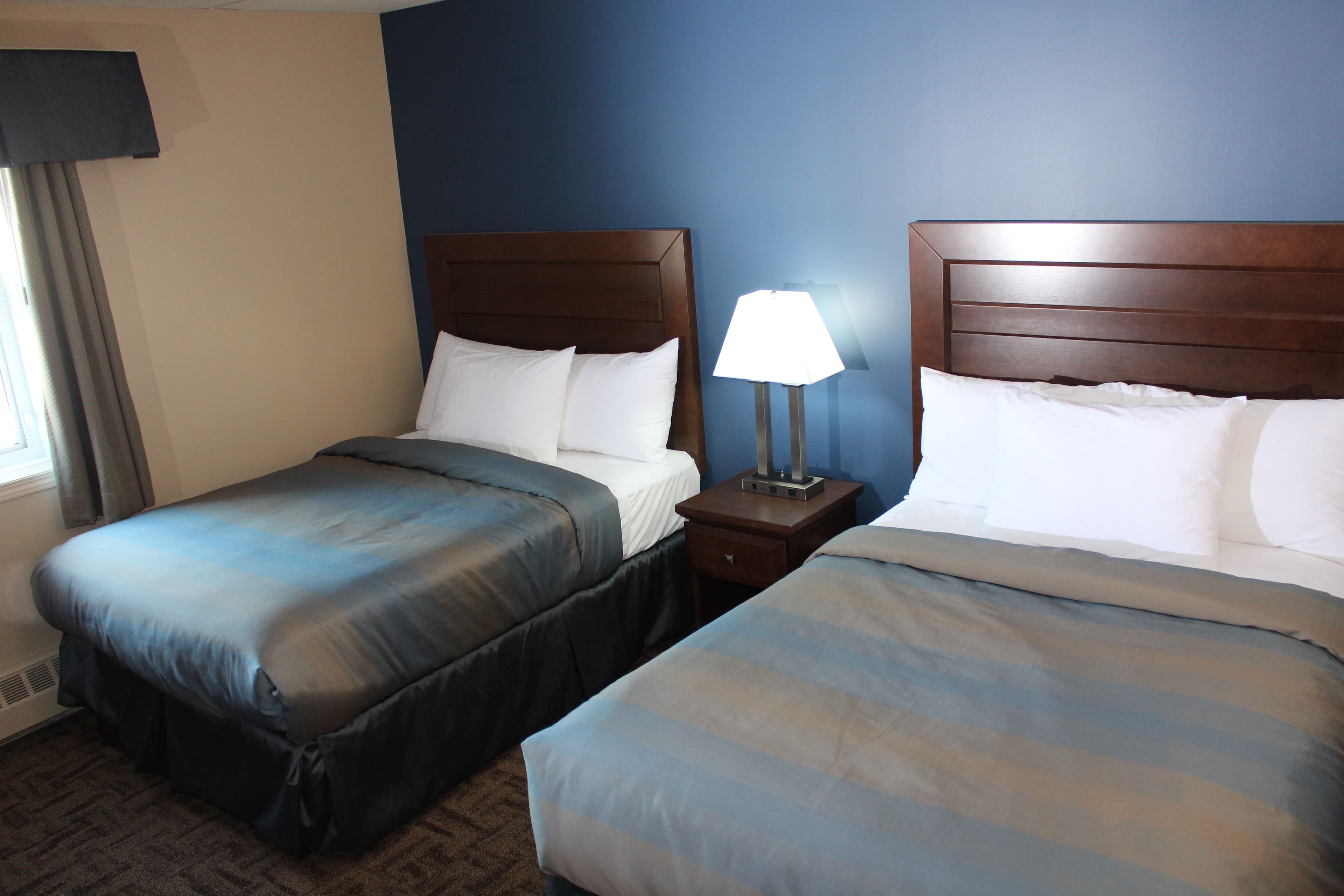 Image 2 of Amundsen Hotel